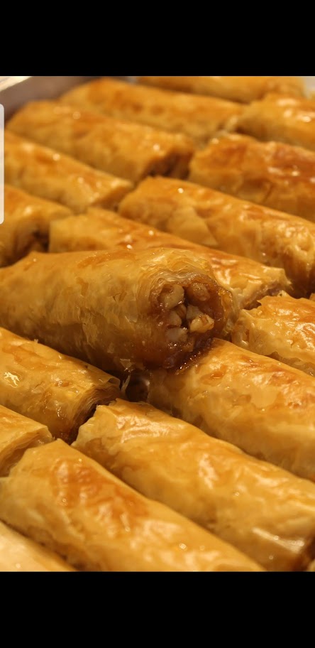 PEKMEZLİ BAKLAVA